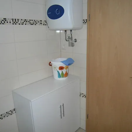 דירה Charming In With Private Terrace *